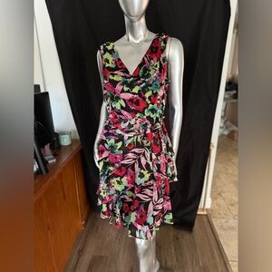 Tahari Sleeveless flower Dress